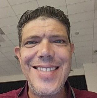 Profile of Ian Hirschtritt