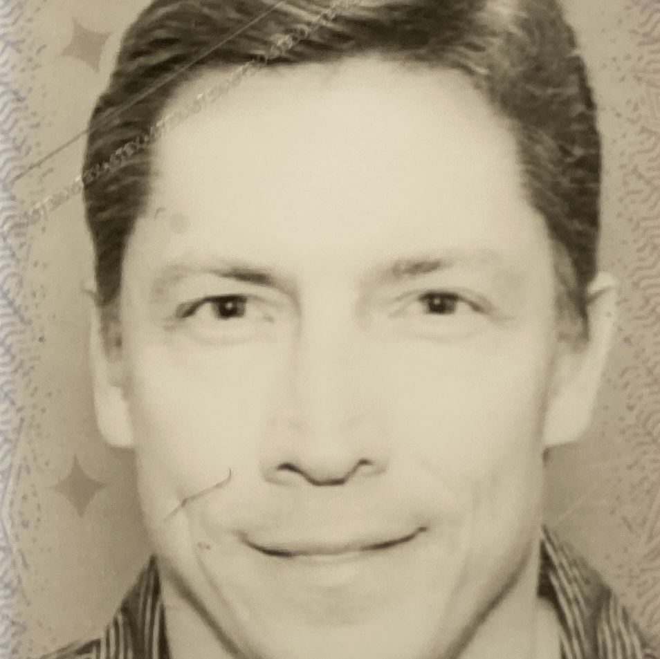 Profile of Cris Bera