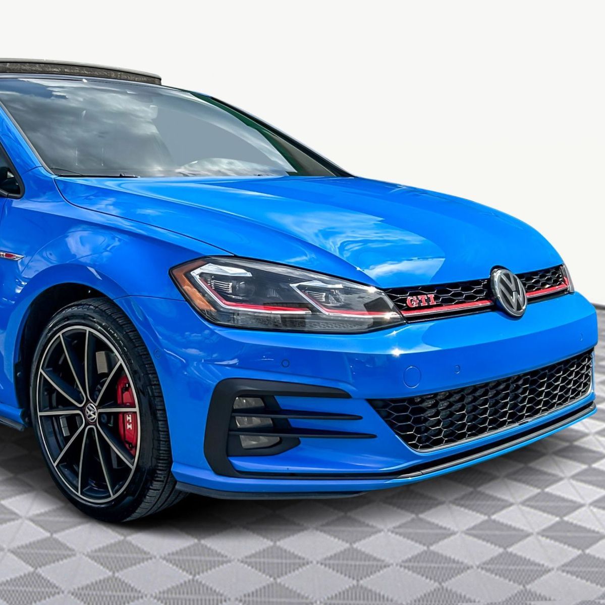 Profile of Sebastian Tuchan