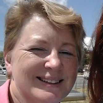 Profile of Roslyn Hanson