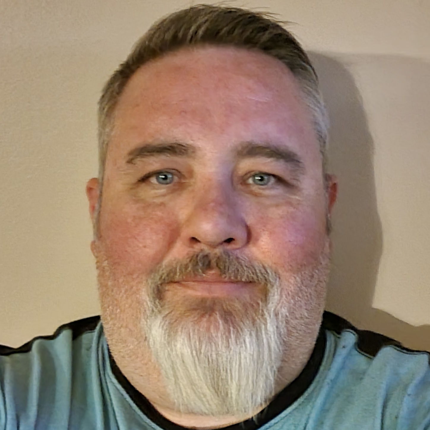 Profile of Lucas Ast