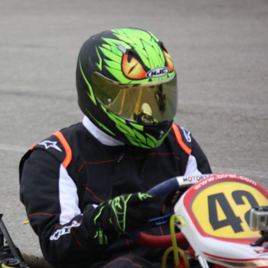 Profile of Robert von Microys