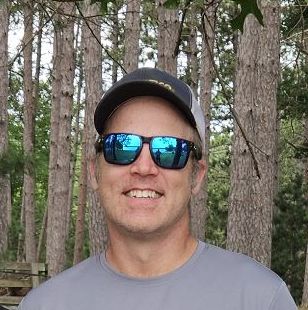 Profile of Brad Retzlaff