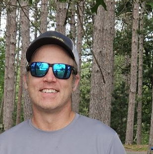 Profile of Brad Retzlaff