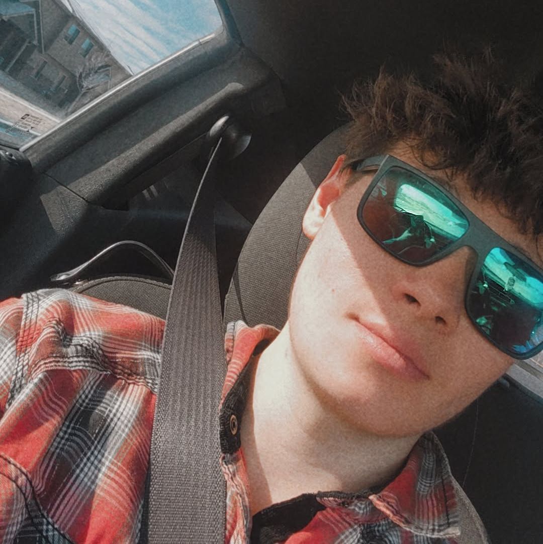 Profile of Dominic Grove