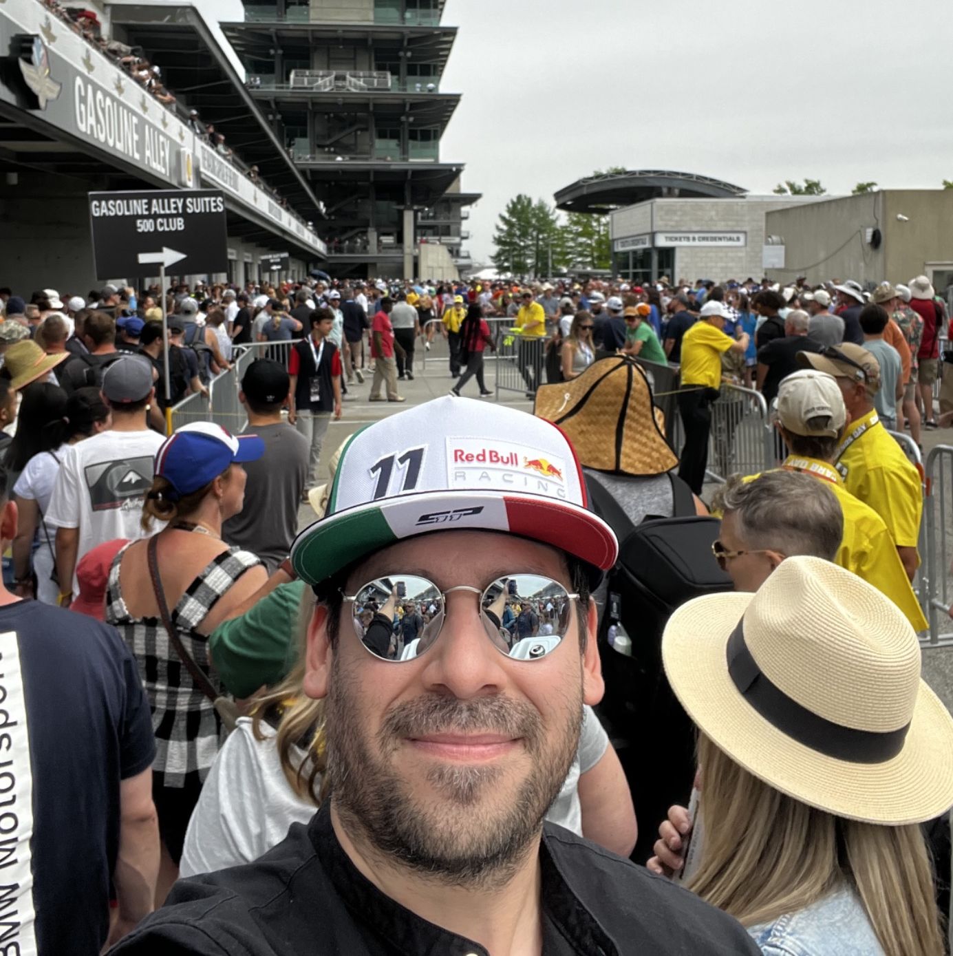 Profile of Luis Guzman