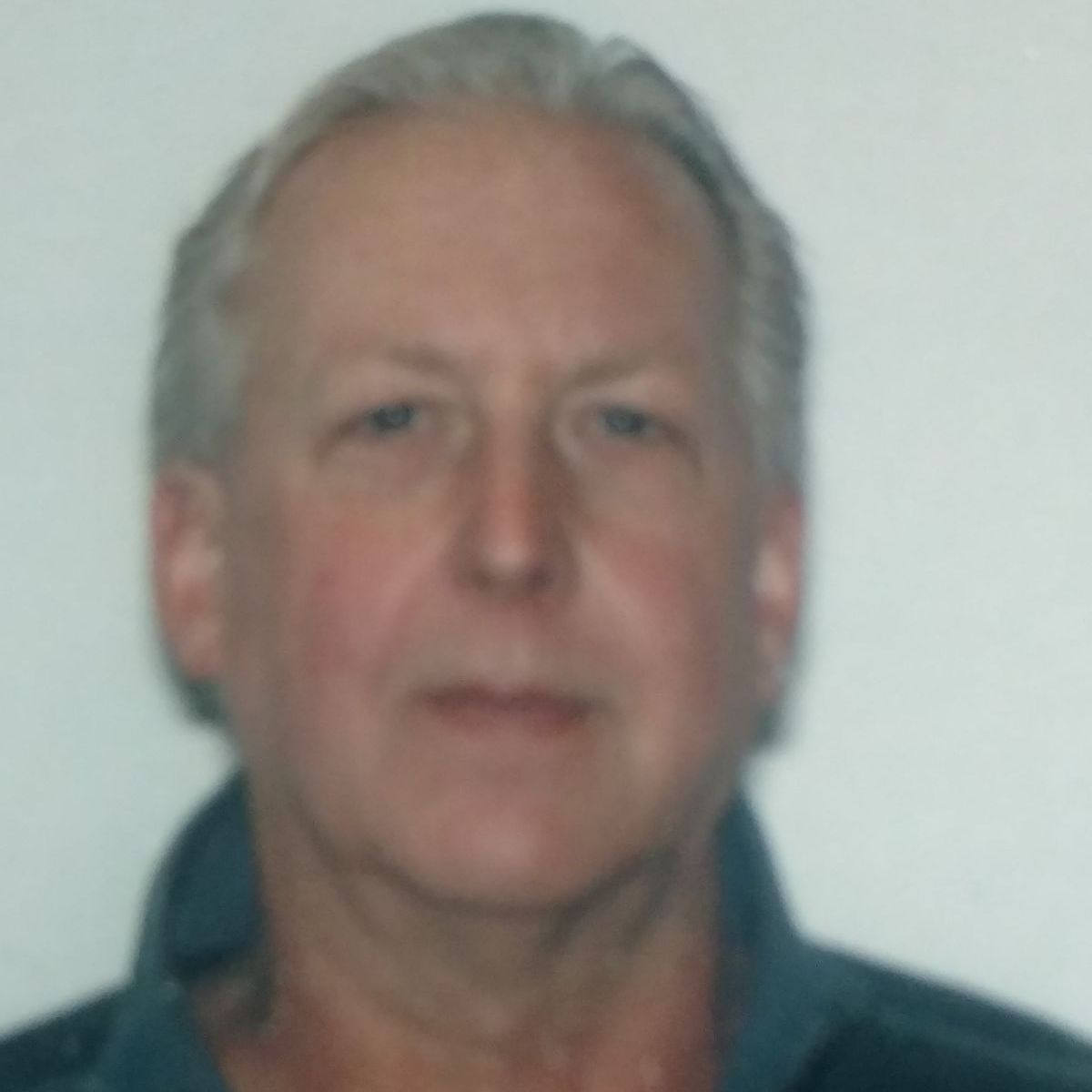 Profile of CAL CALLAWAY