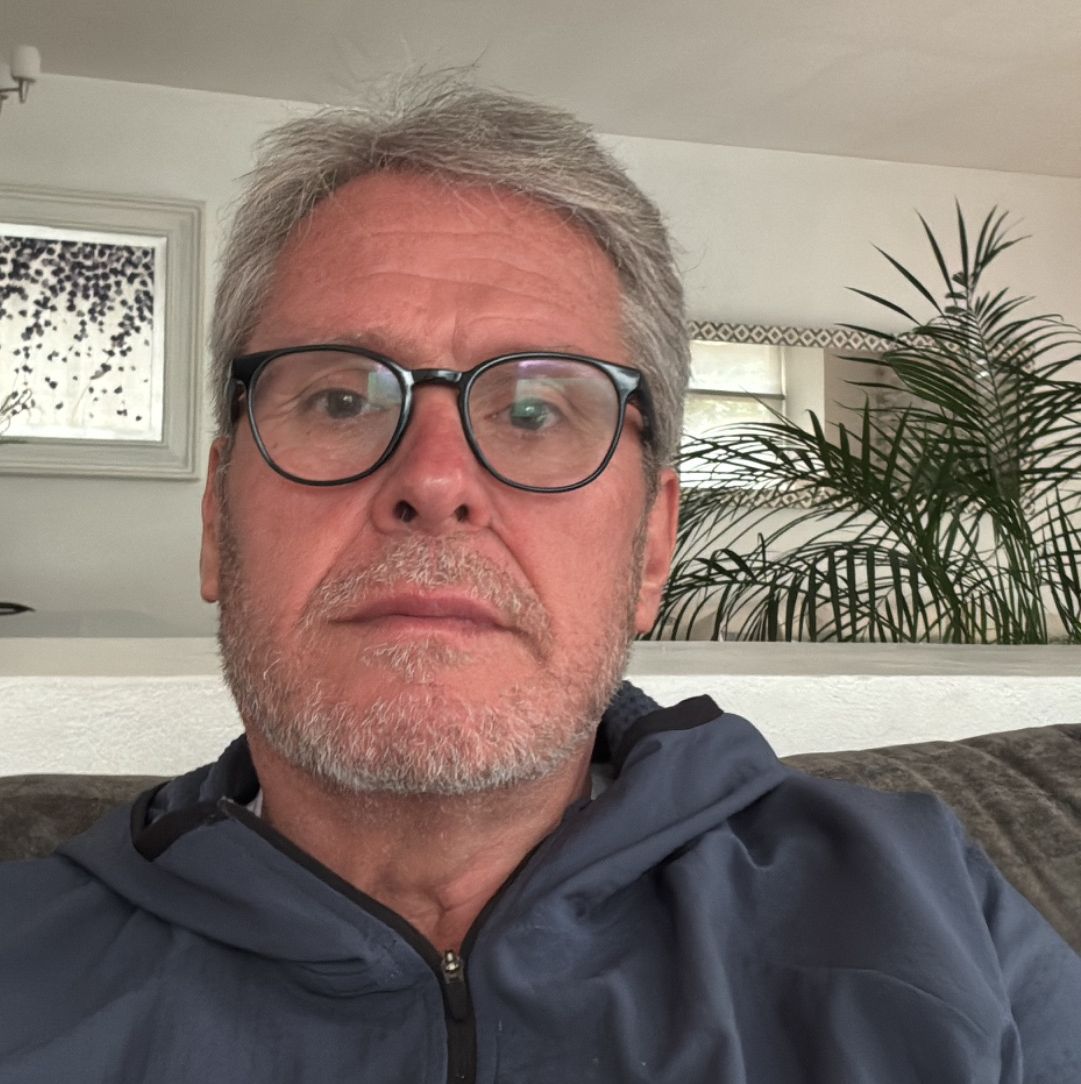 Profile of Alberto Rojas