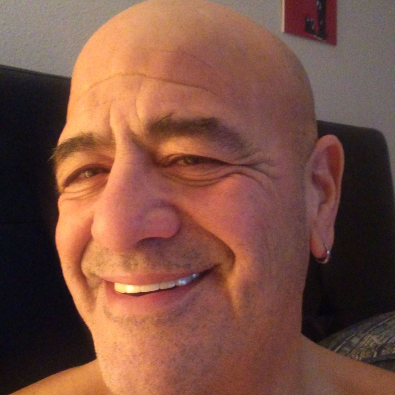 Profile of George Diaz