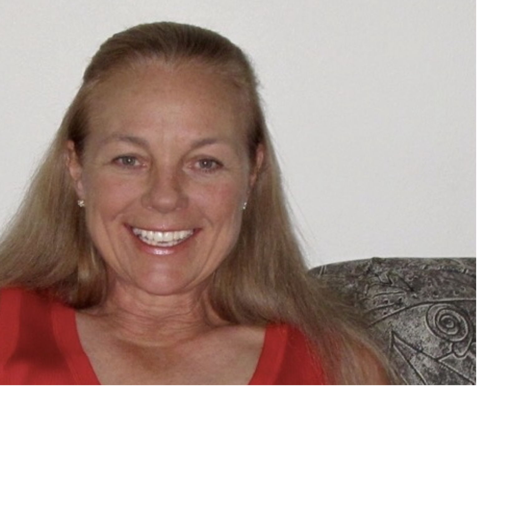 Profile of Lorna Nicholaou