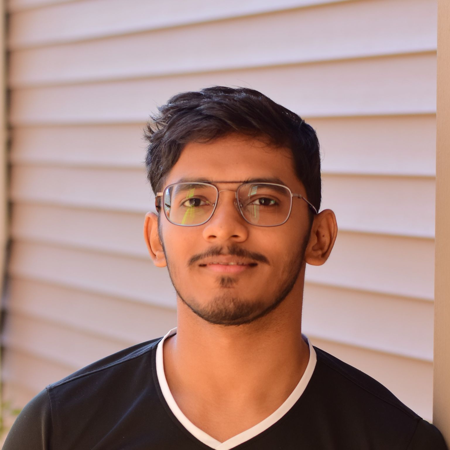 Profile of Safan Maknojia