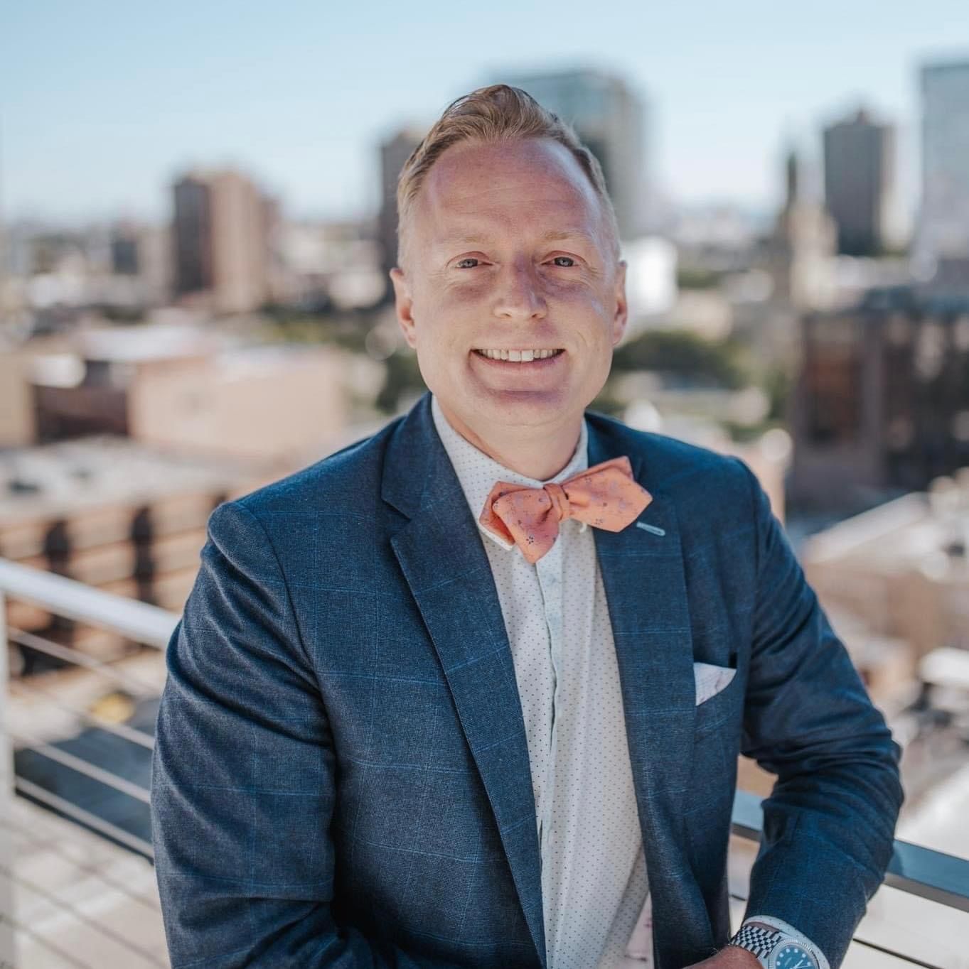 Profile of Alex Anderson