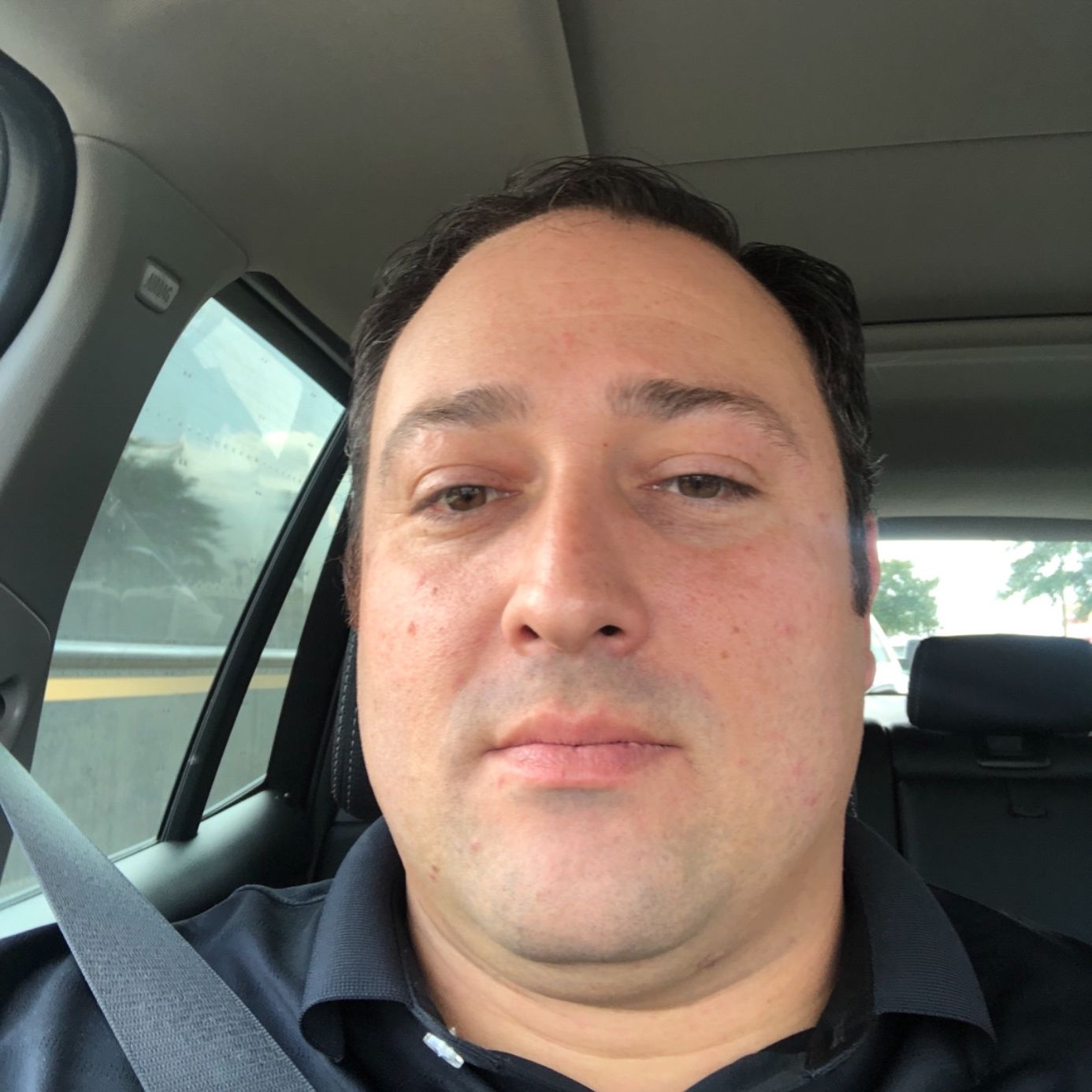 Profile of Alex Rezende