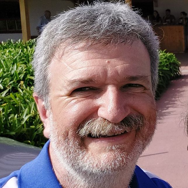 Profile of Emmanuel Moreira