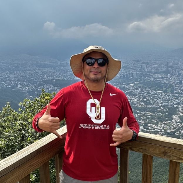 Profile of Leo Tavarez