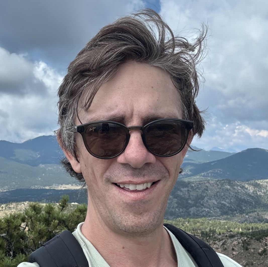 Profile of Robin Loomis