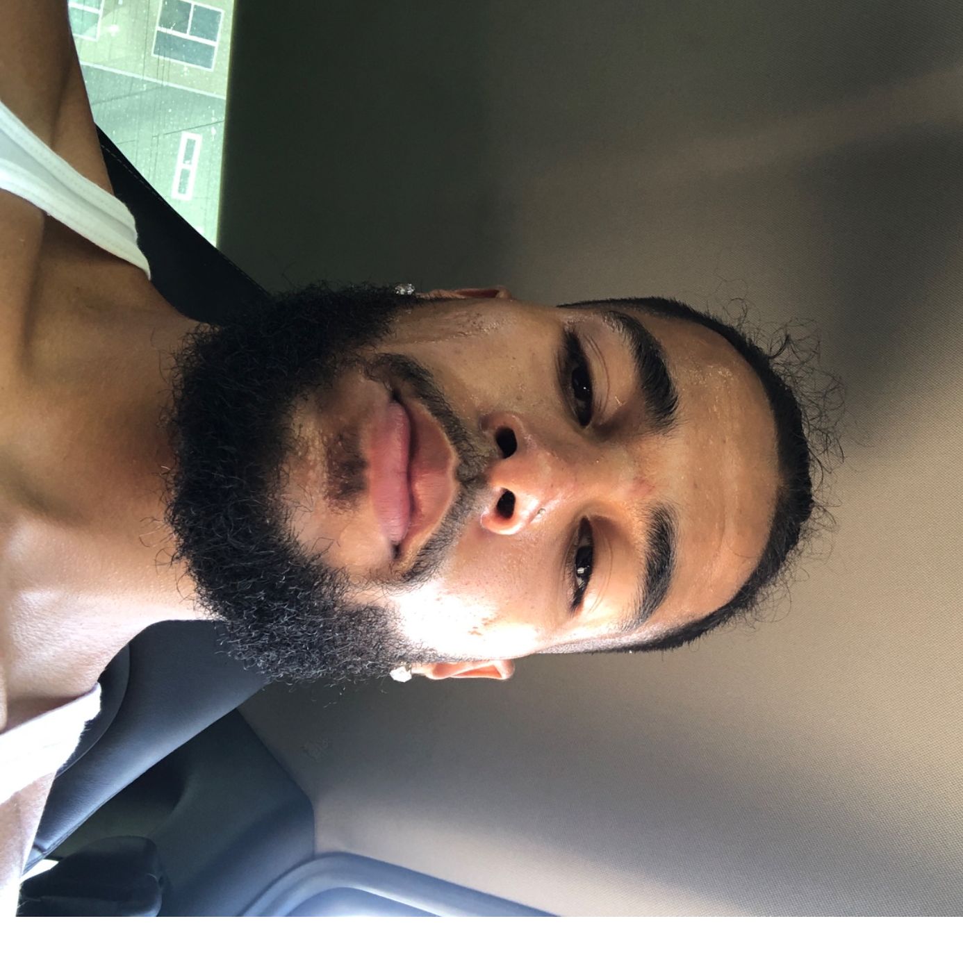 Profile of Khalil Simon