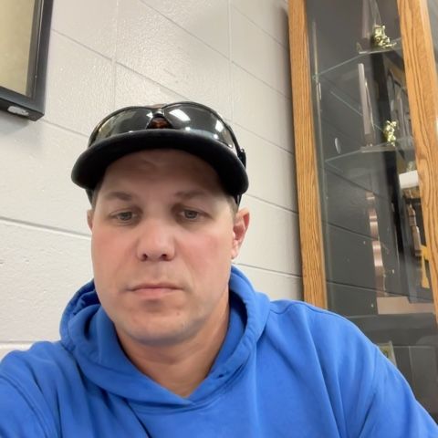 Profile of Imogen Thompson