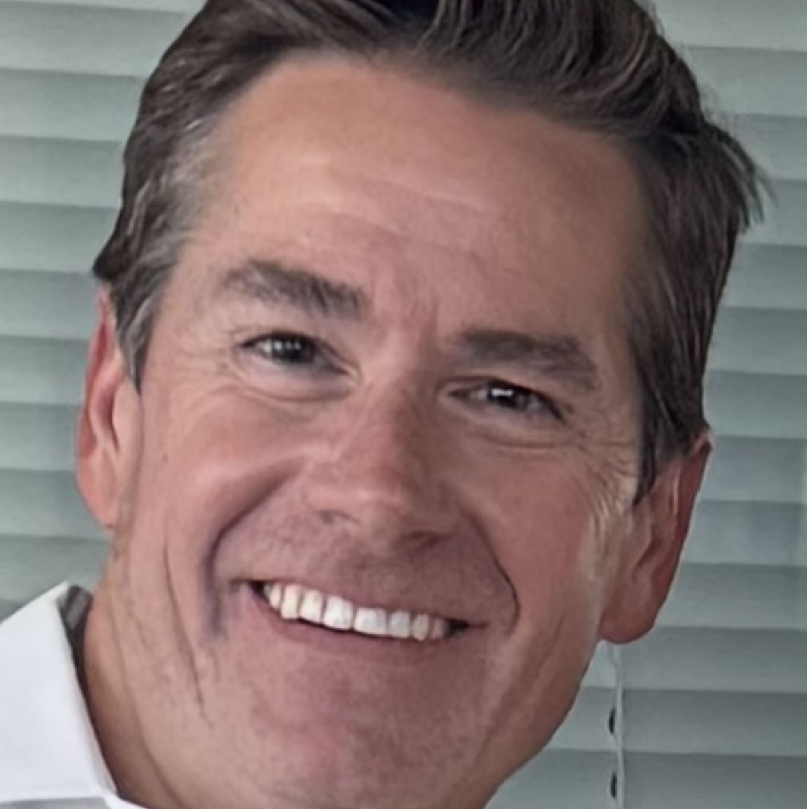 Profile of Scott Compton