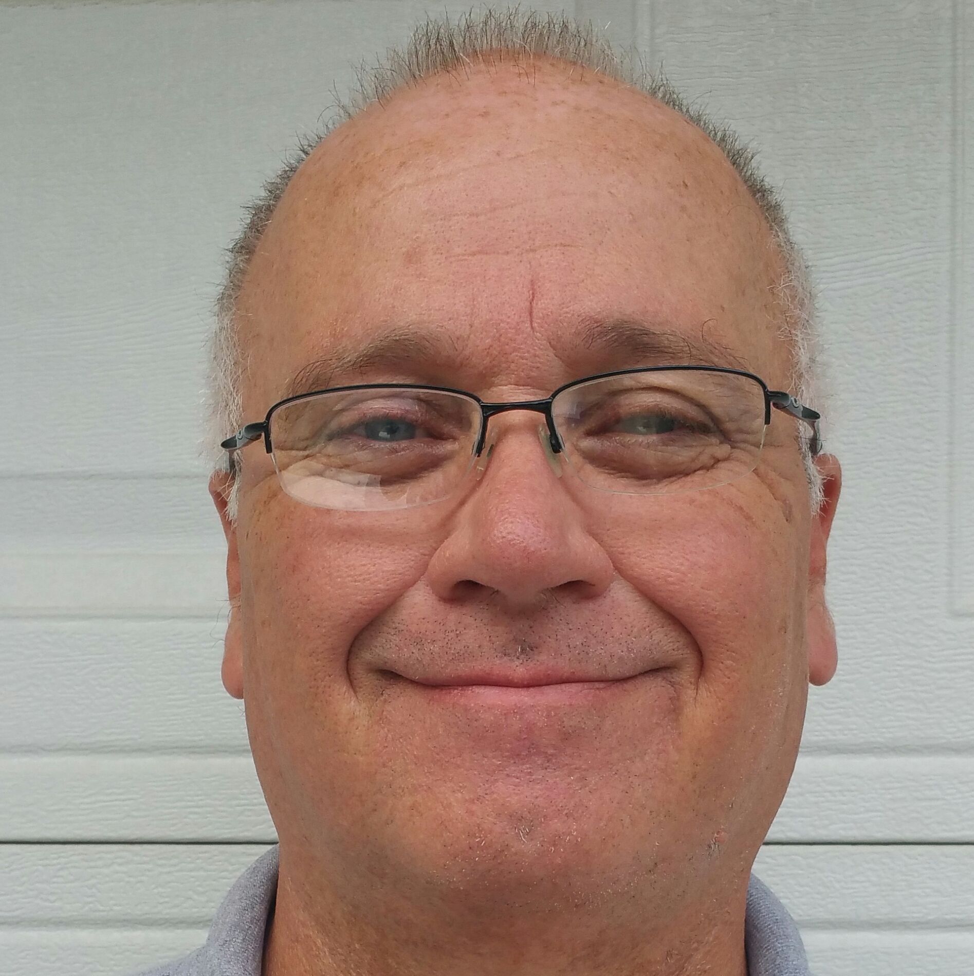 Profile of Joe Hayes