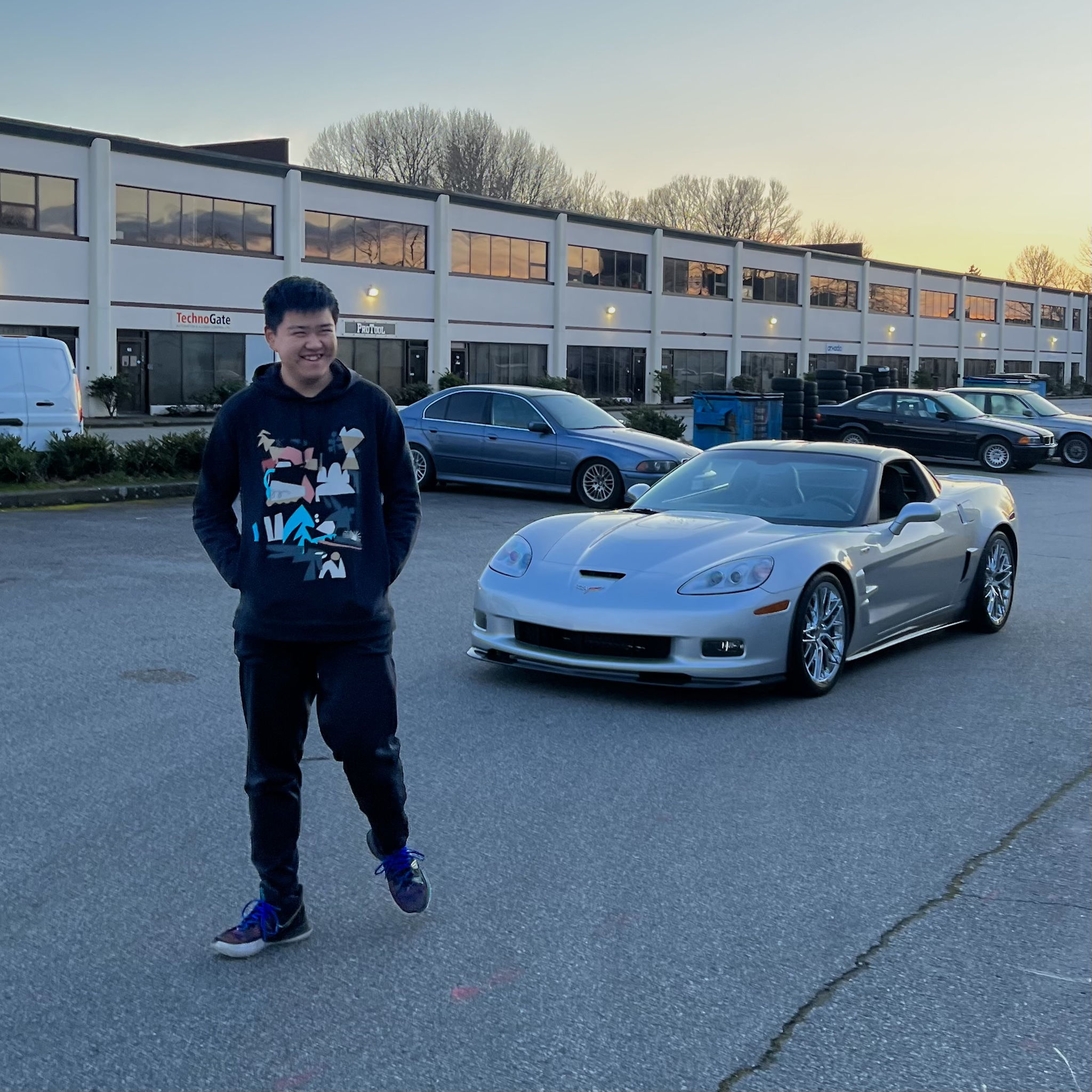 Profile of Yichen Cui