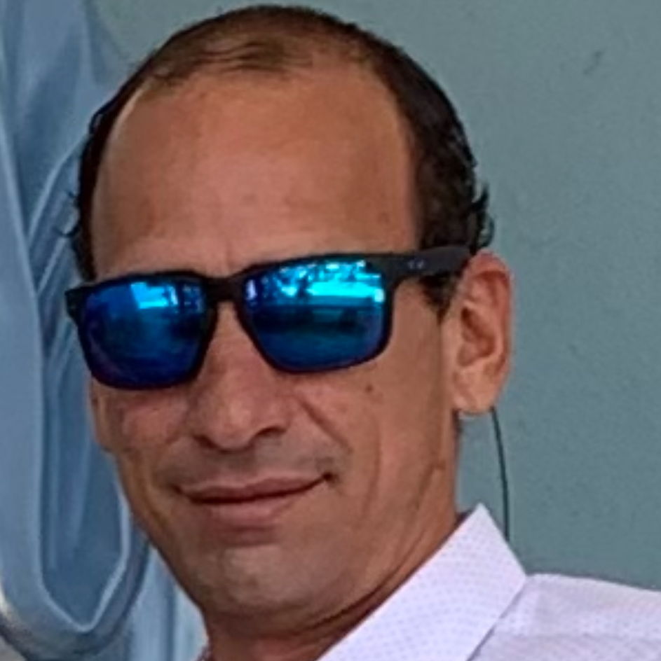 Profile of Eduardo Estela