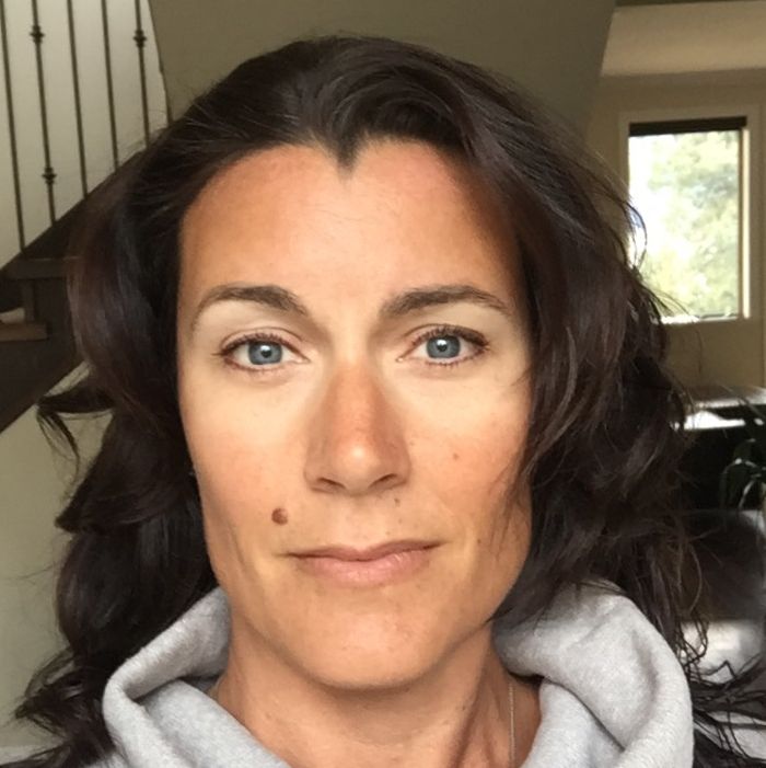 Profile of Vesna Ennis