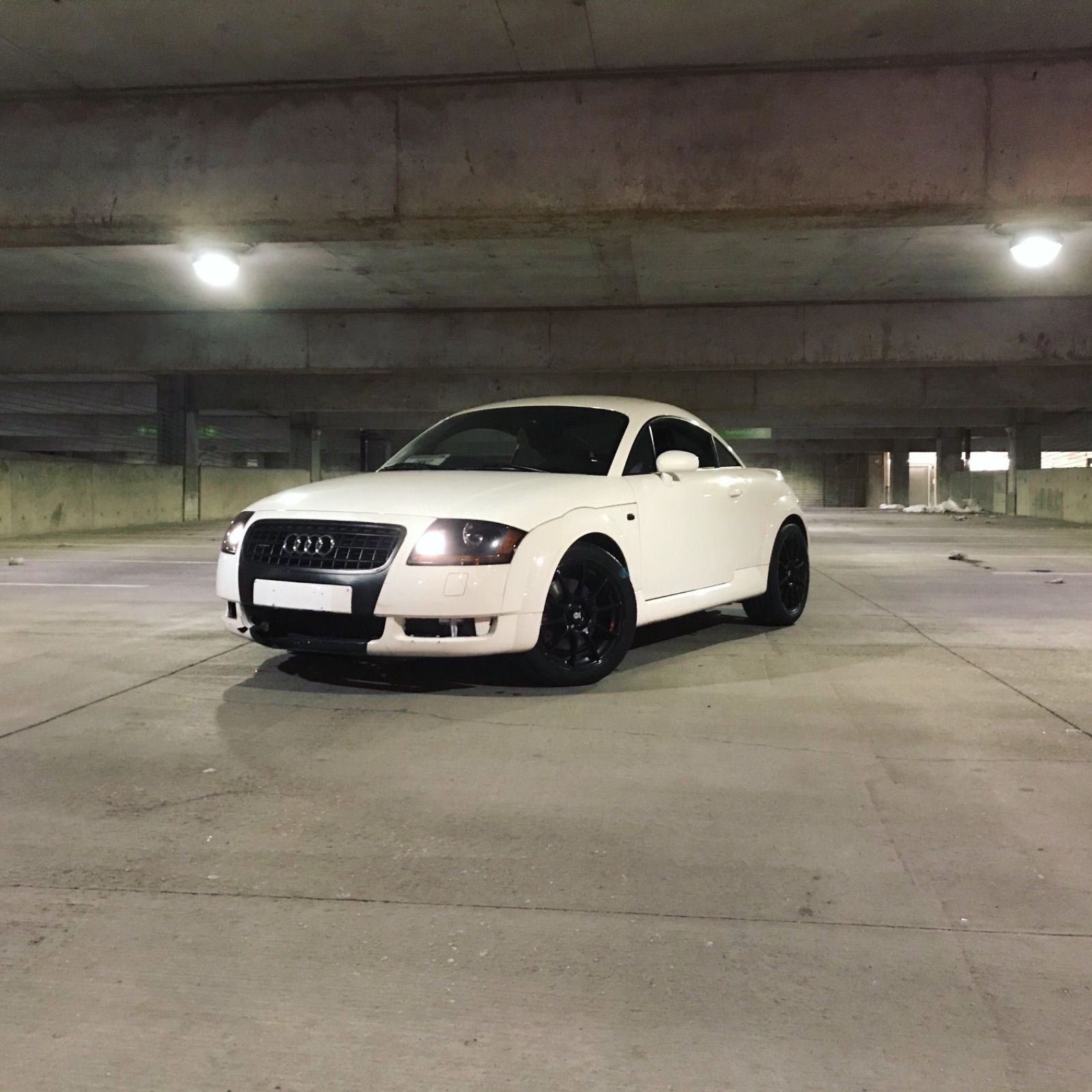 Profile of Zack Diamond