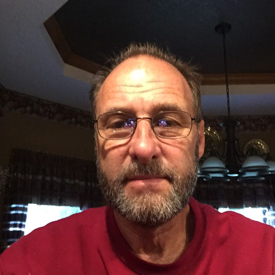 Profile of Thomas Dylewski