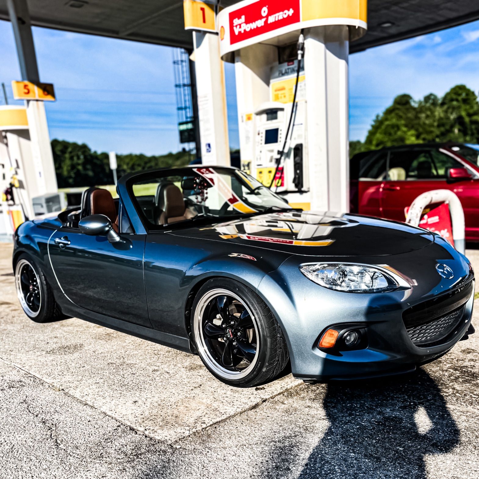 Profile of Luis Miranda