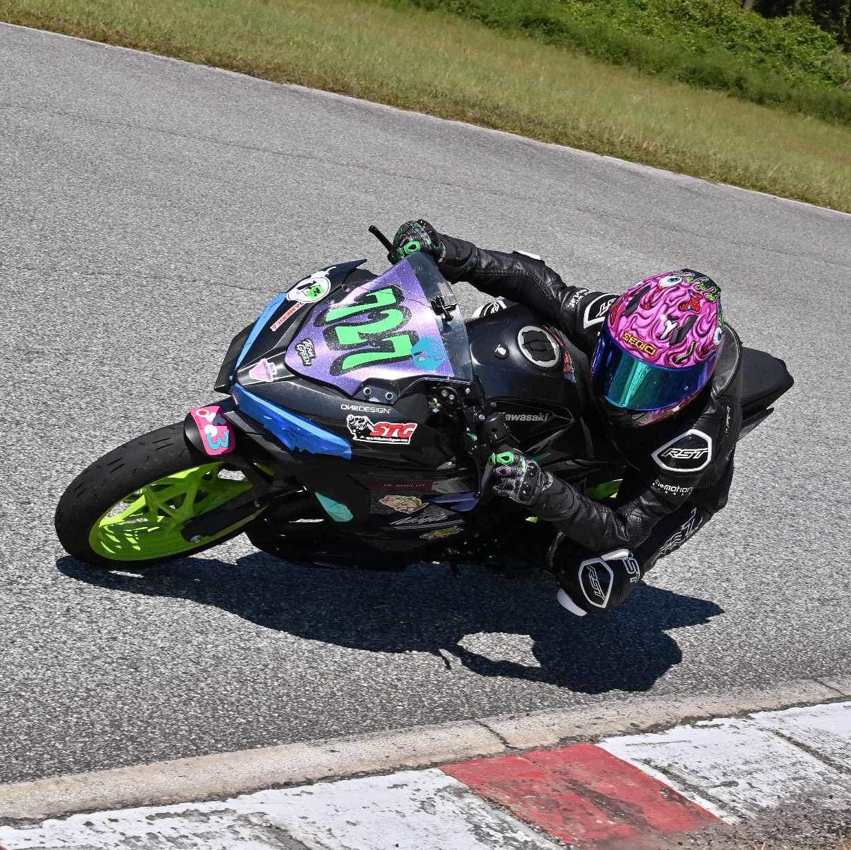 Profile of Victoria Manley