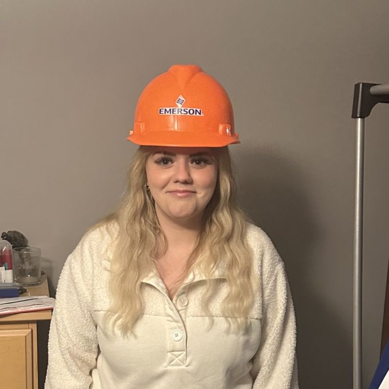 Profile of Angelesa Desatnik