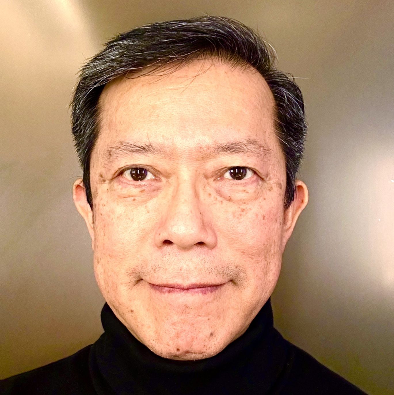 Profile of Roger Chung