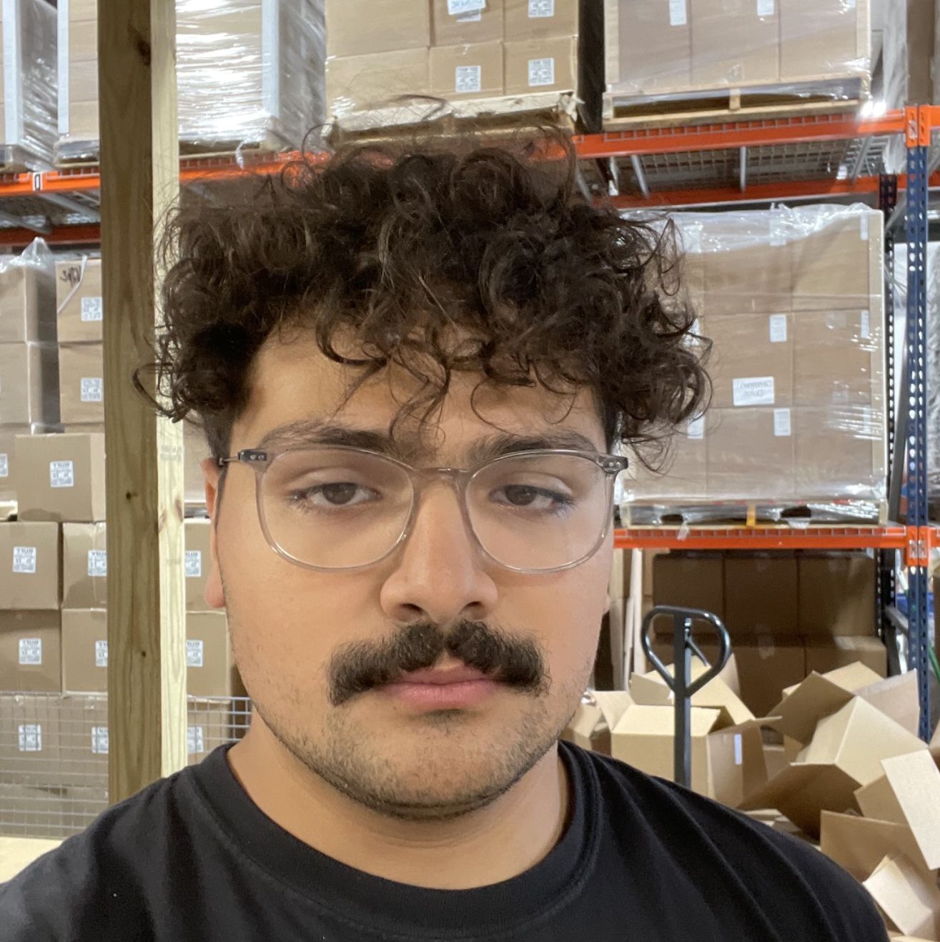 Profile of Simon Chavez