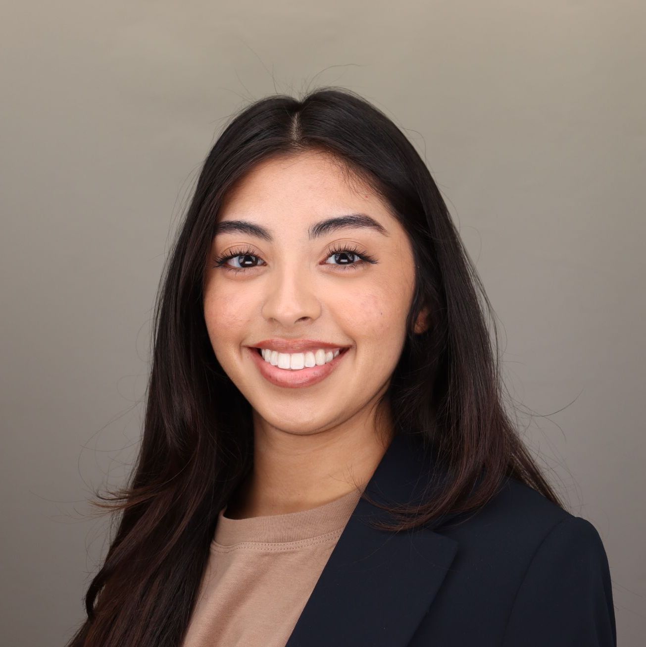 Profile of Danielle Alvarez