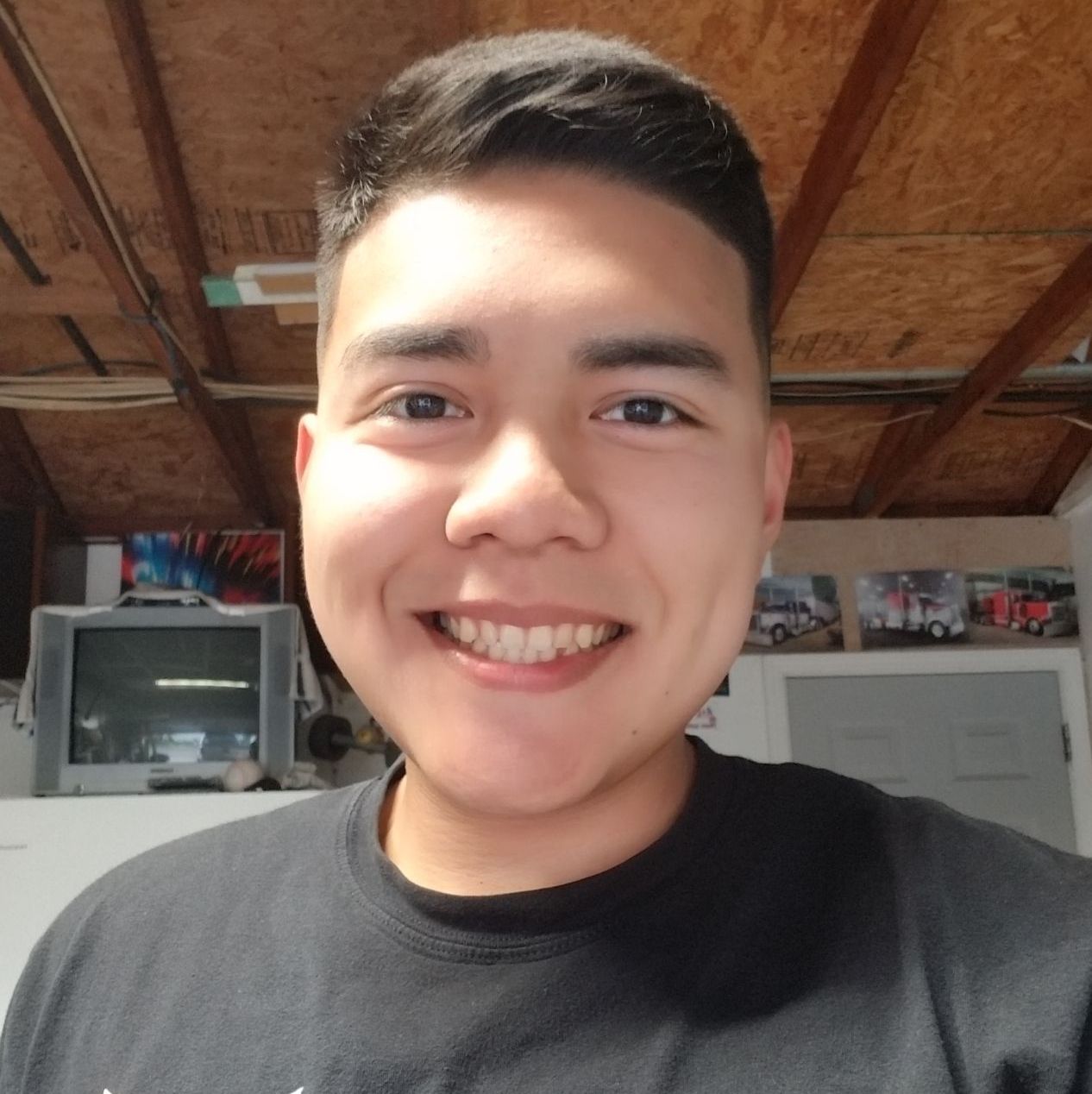 Profile of Carlo Mendoza