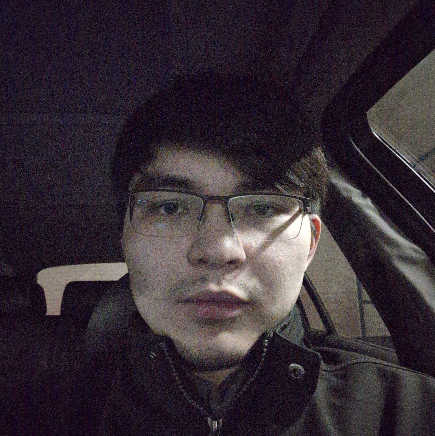 Profile of Erik Liang