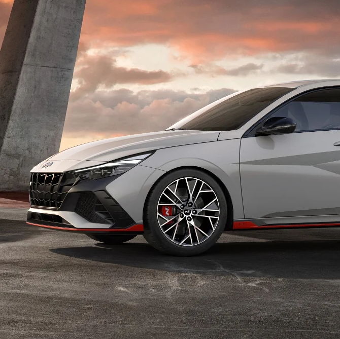 Profile of Yiwei Bian