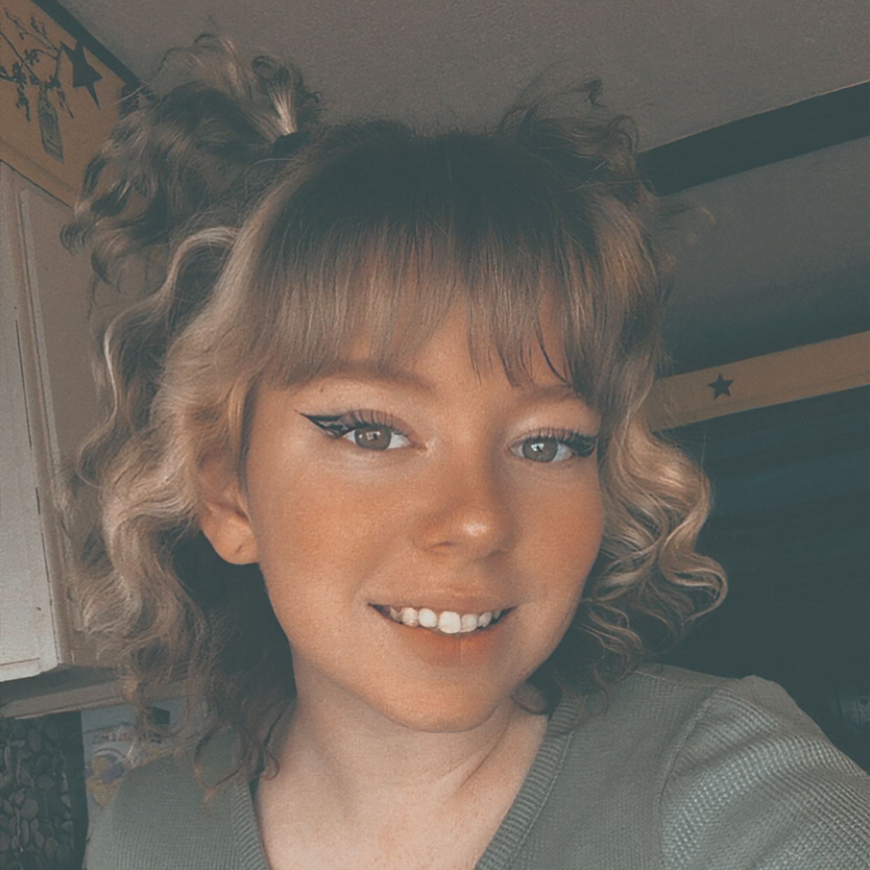 Profile of Mariah Gray