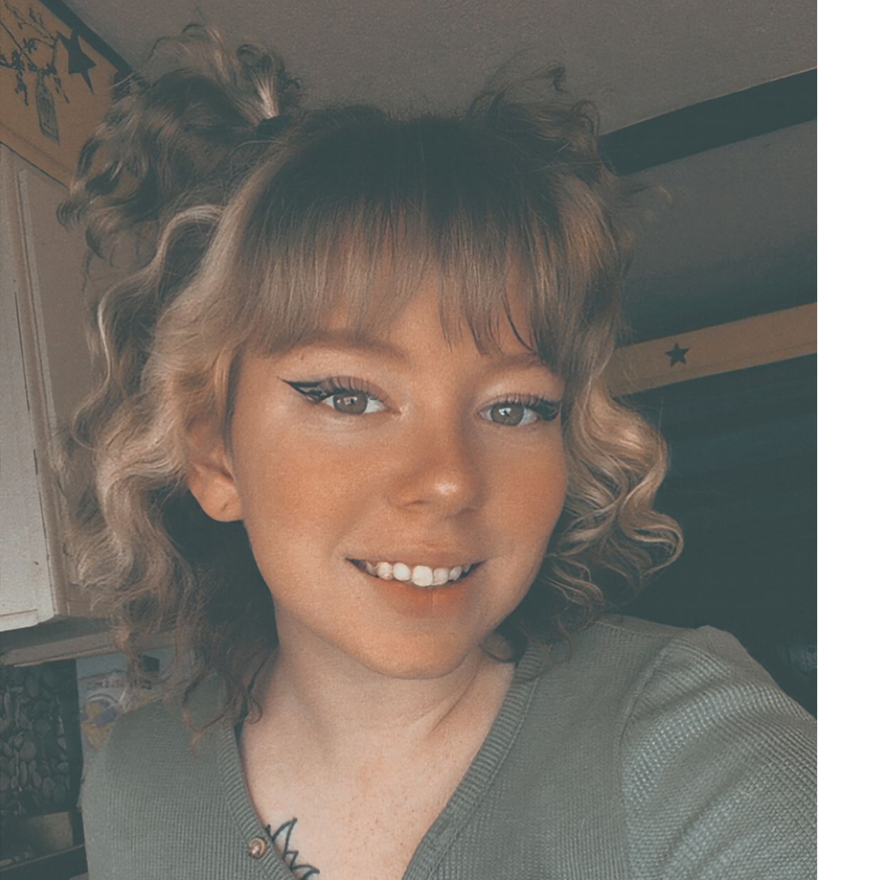 Profile of Mariah Gray