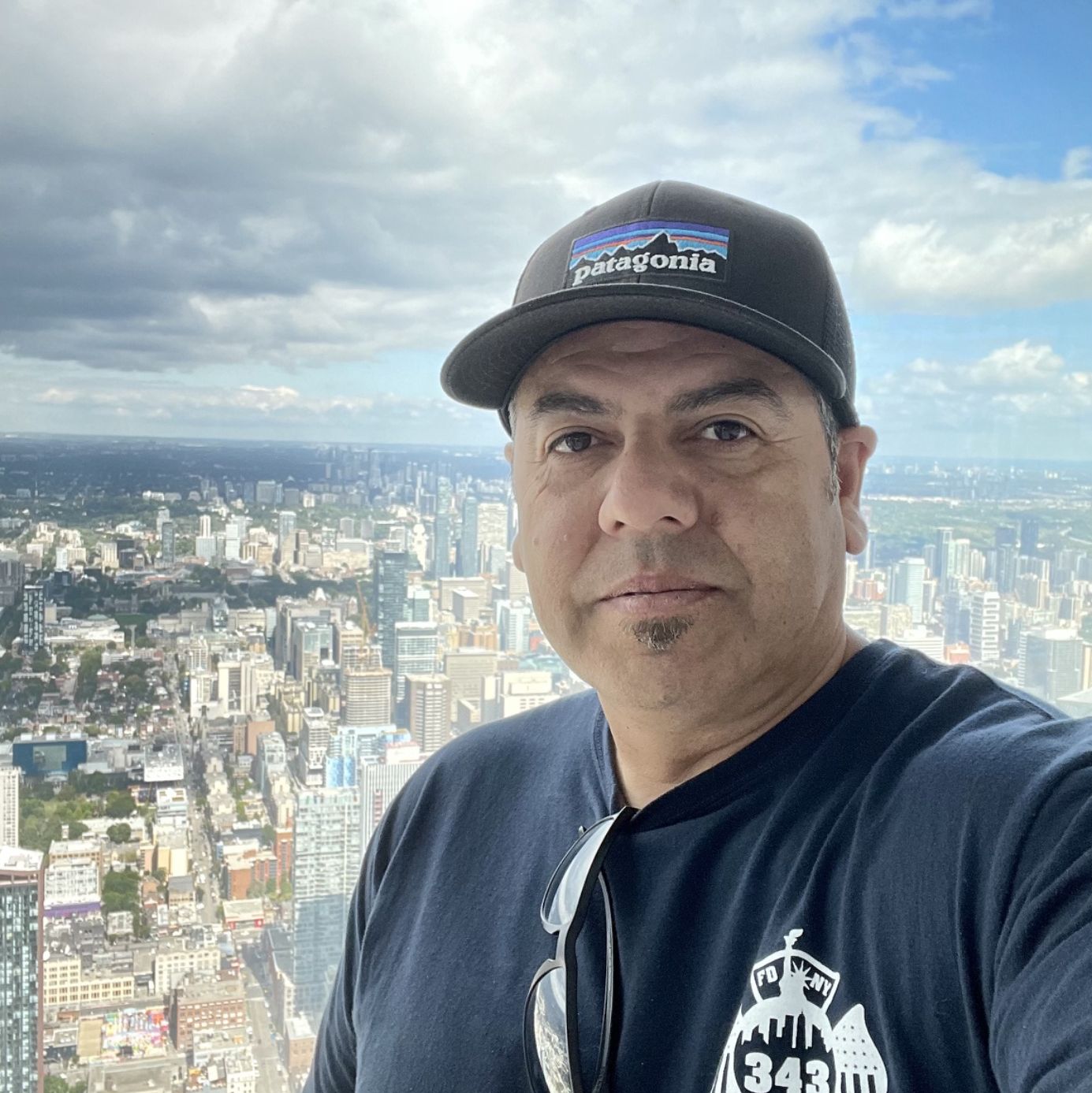 Profile of Carlos Avelar