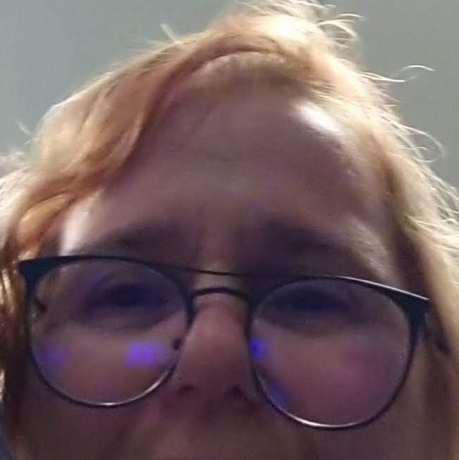 Profile of Tina Reeves