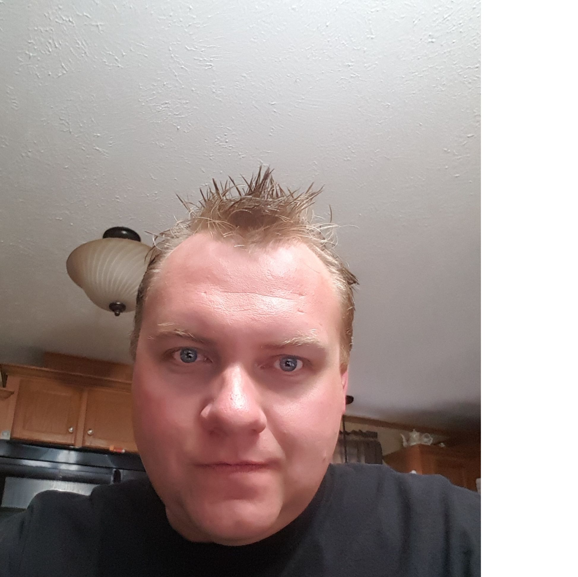 Profile of Dustin Bohn