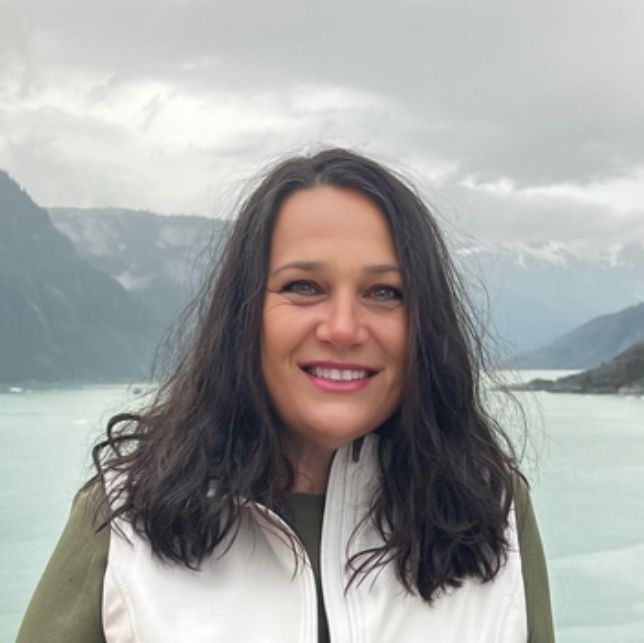 Profile of Suzy Merz