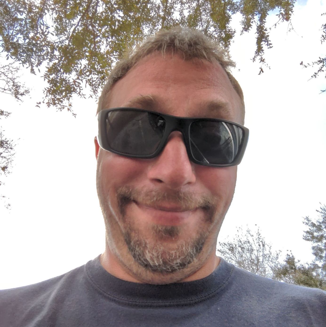 Profile of Glenn MacIntosh