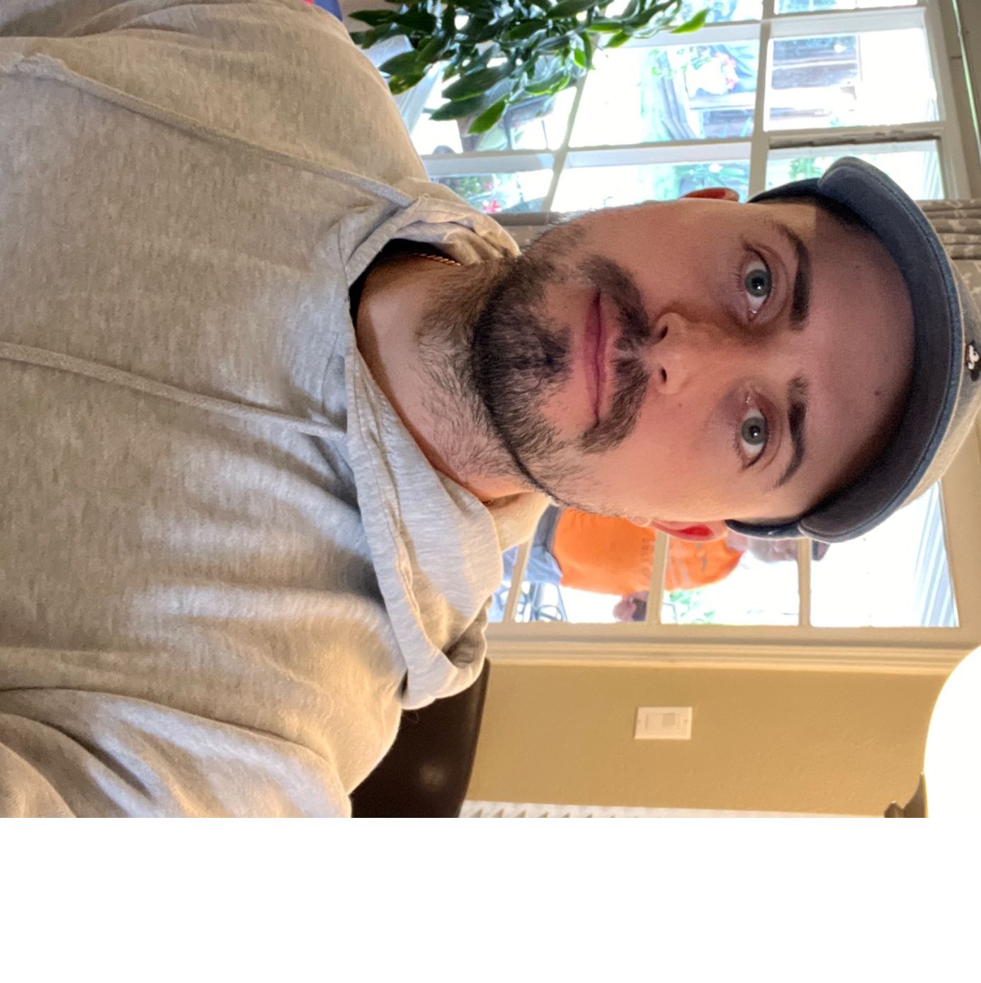 Profile of Daniel Leal