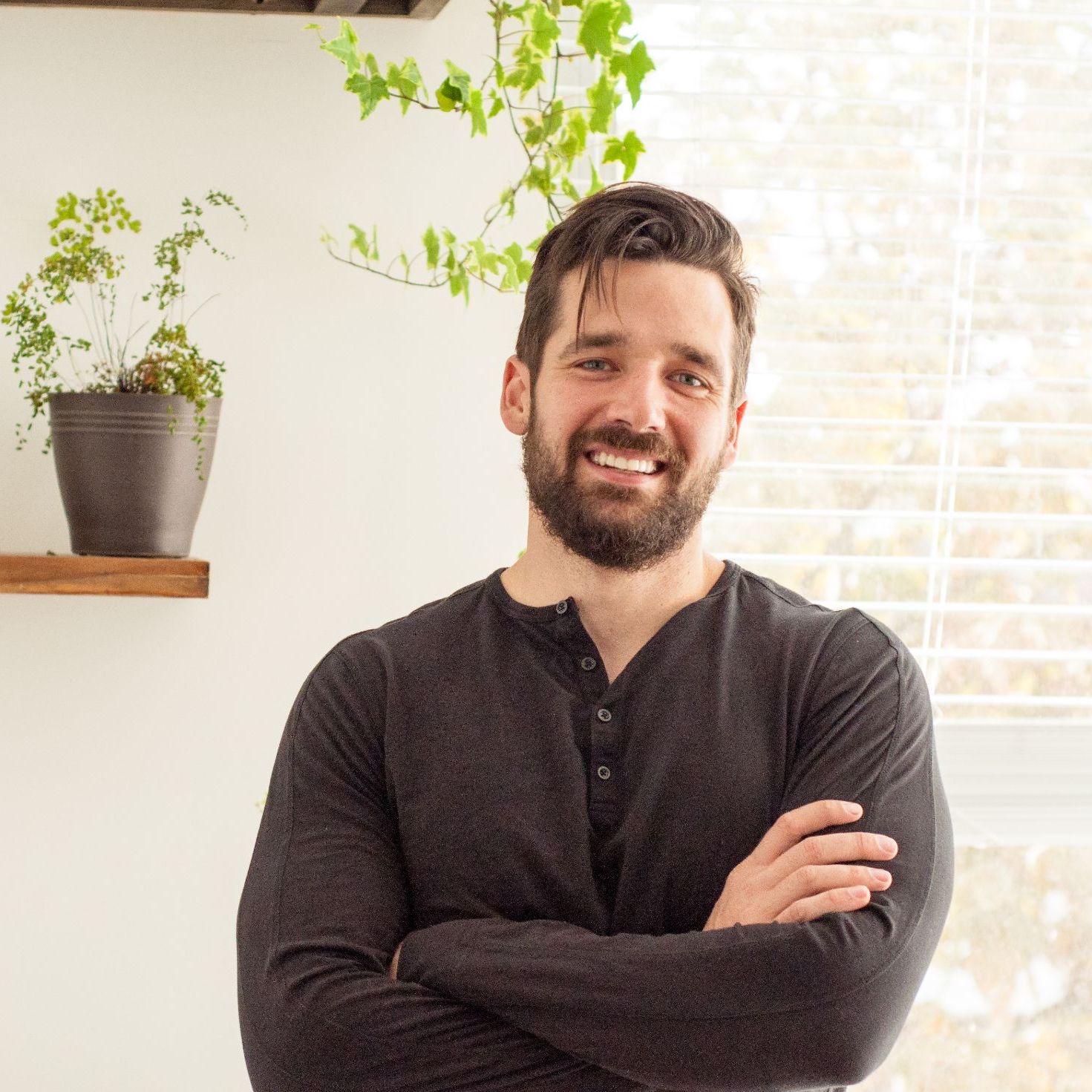 Profile of Derrick Lewis