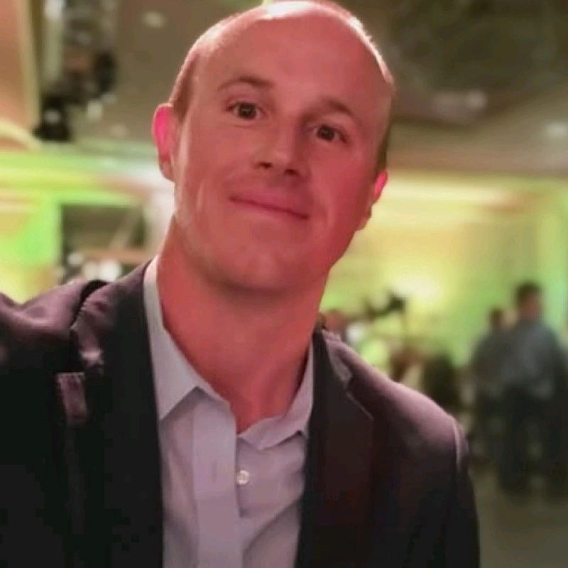 Profile of Wil Leighton