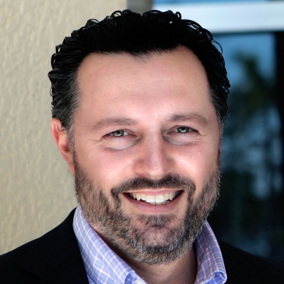 Profile of Ernesto Rijavec