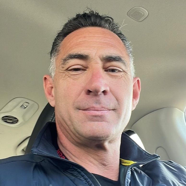 Profile of Max De Angelis